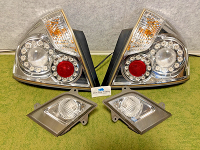 Infiniti Nissan Genuine M35 M45 Fuga Y50 Clear LED Tail Light Pair