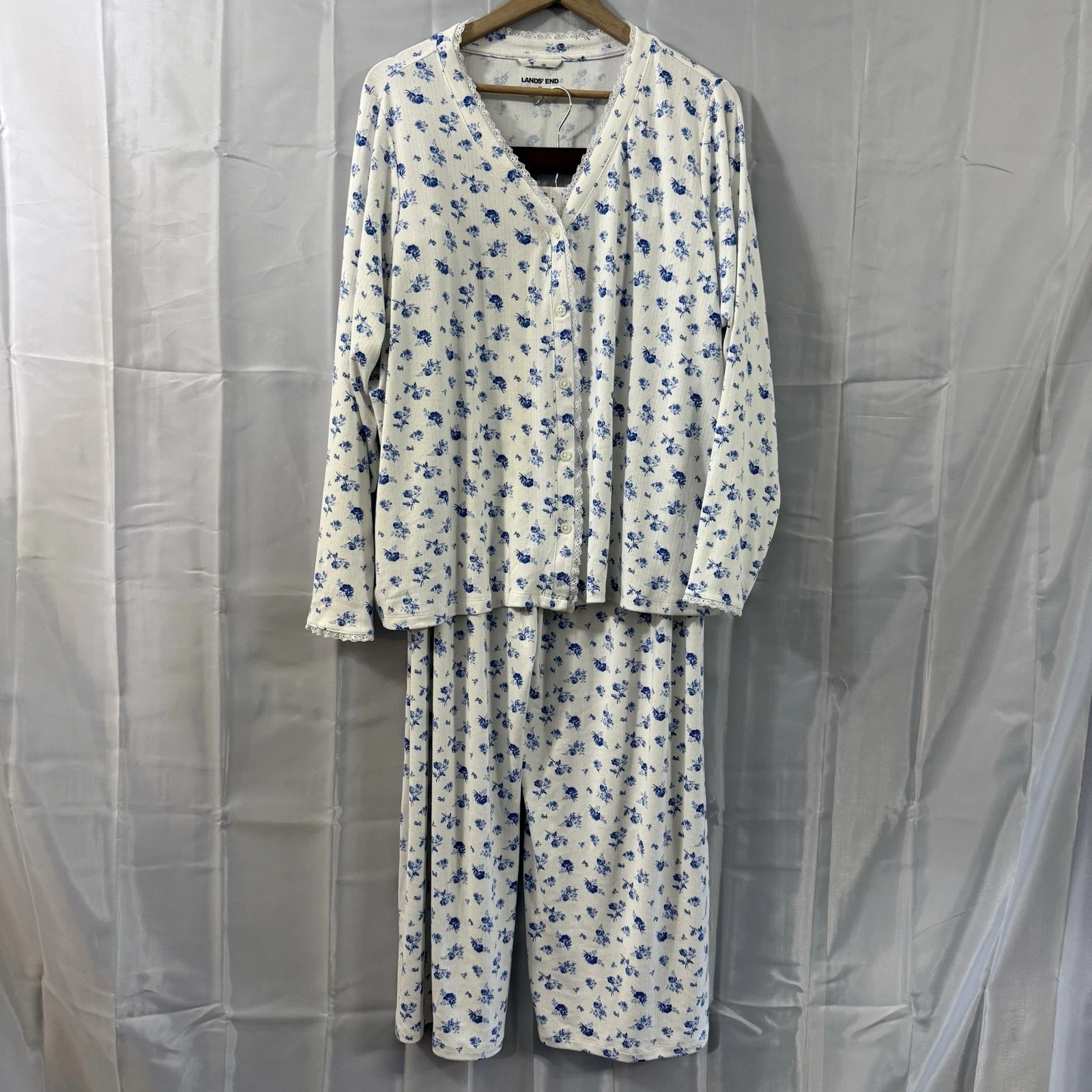 Lands End 2XL Pajama Set Loungewear Sleep Shirt Pants Grandmacore Blue Floral Pj
Opens in a new wind