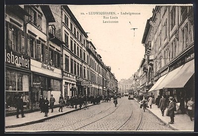 AK Ludwigshafen / Rhein, Geschäft von Franz Jos. Heisel in der Ludwigstrasse 