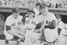 EU388 Boston Red Sox Opening Day Pose Baseball 8x10 11x14 16x20 Photo