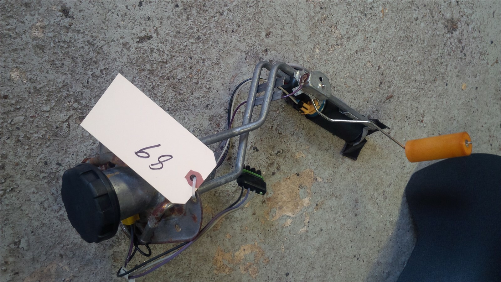 8991 Corvette C4 L98 Fuel Pump with Sender Filler GOOD USED 88 89 90