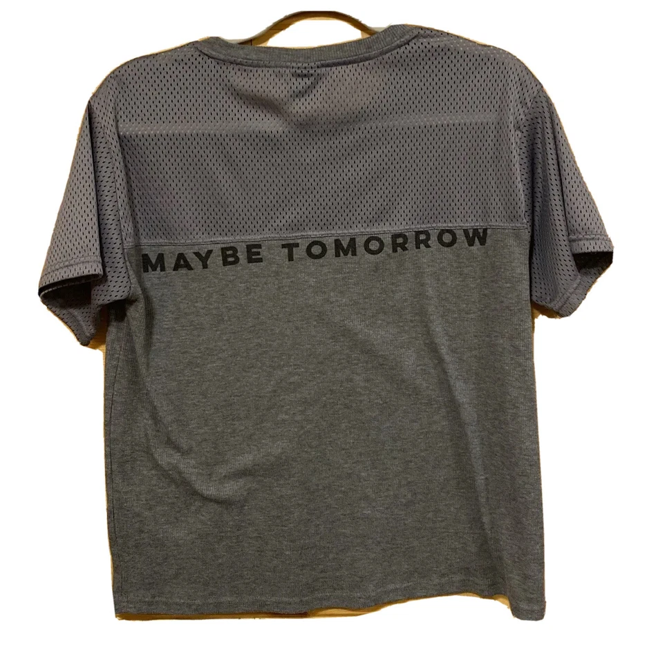 Camiseta MATERIAL GIRL ACTIVE Gris Talla S No Hoy, Tal vez Mañana Manga Malla Foto 2 de 4