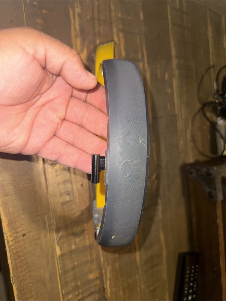 Halo Collar 3 Wireless Dog GPS & Fence Training Collar Medium/Large Grey - Image 2 of 4