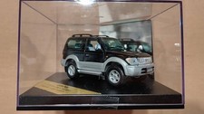B 1/43 VITESSE 082G Land Cruiser Black LAND CRUISER BLACK/LIGHT GREY (with