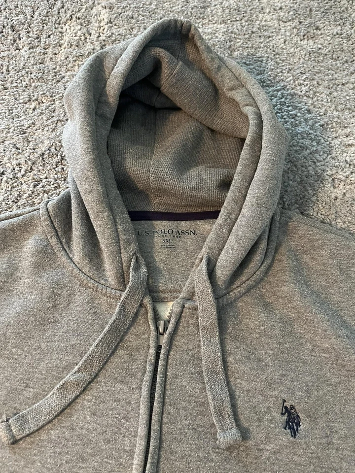 Мужская толстовка с капюшоном U.S. Polo Assn 3XL серая на молнии из флиса с вышитым логотипом на шнурке - Изображение 2 из 4