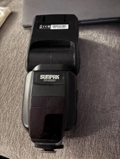 Sunpak DF4000U External Flash For Canon Cameras Untested