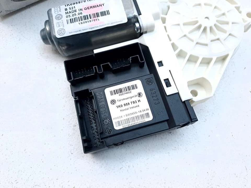 New original VW GOLF V 4-door Window Regulator Motor Front Left 1K0959701L Z02 - Image 4 of 4