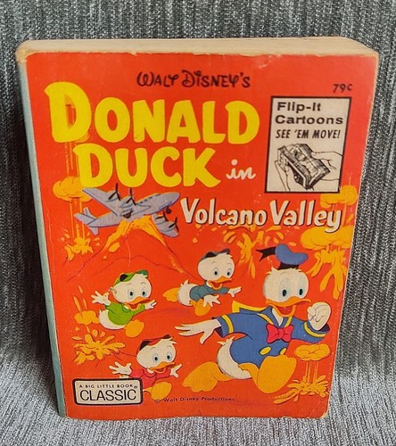 Walt Disney's Donald Duck in Volcano Valley 1973 Paperback Book - 第 1/8 張圖片