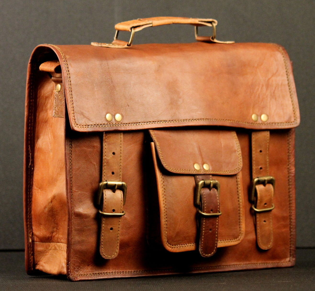 Sacoche latérale moto en cuir marron vintage pour le côté gauche
