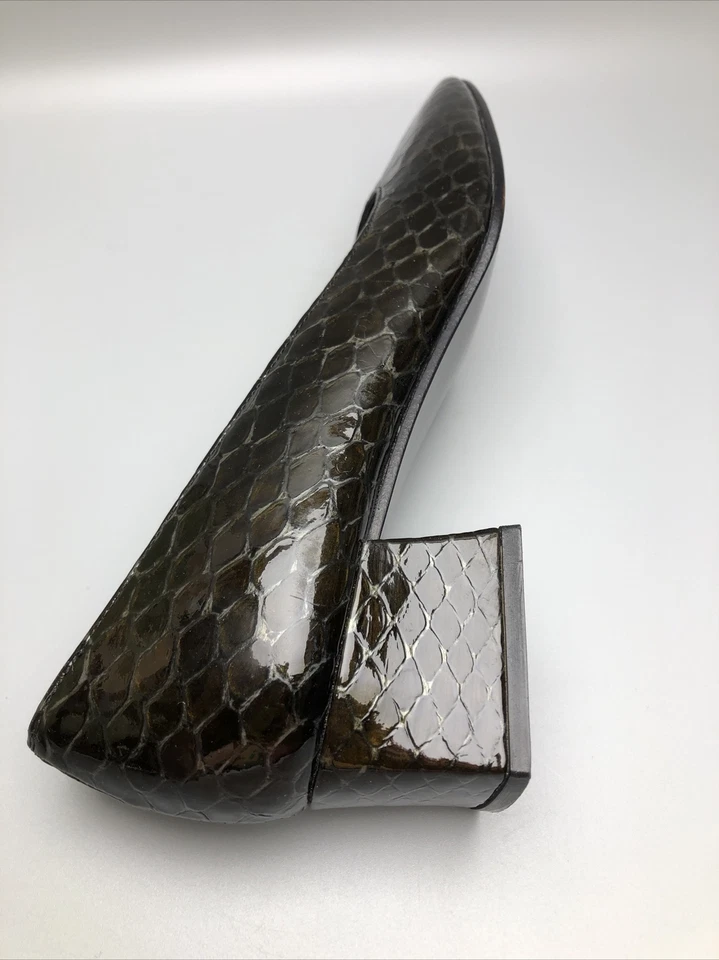Vtg Stuart Weitzman Women Size 61/2 Black Heels Molorrus Snake Pattern with Box - Image 4 of 4