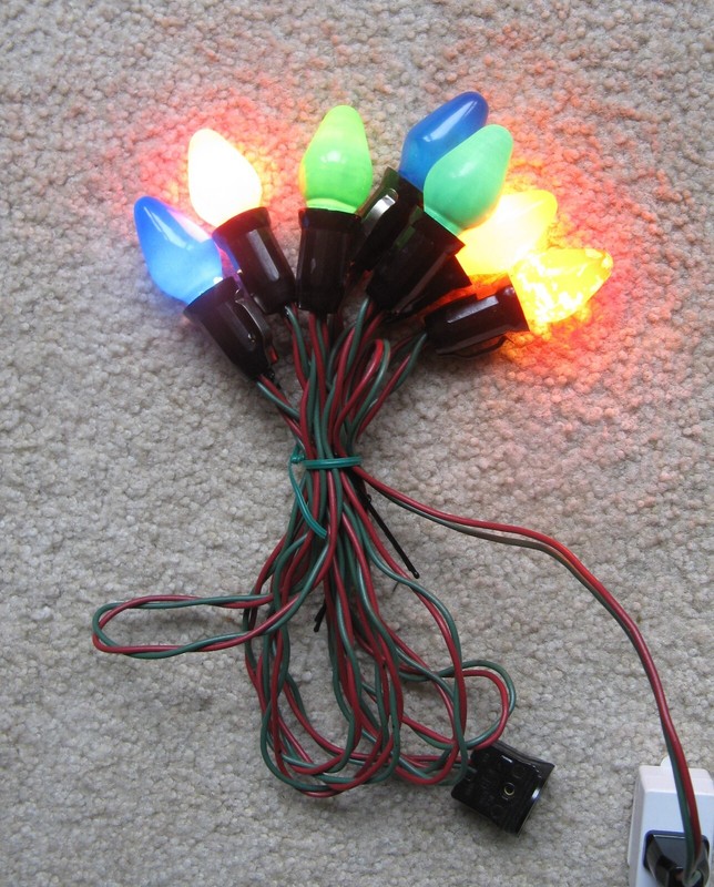 Vintage C7 Christmas Tree Light String Strand Works 7 Bakelite Socket Set Lot A