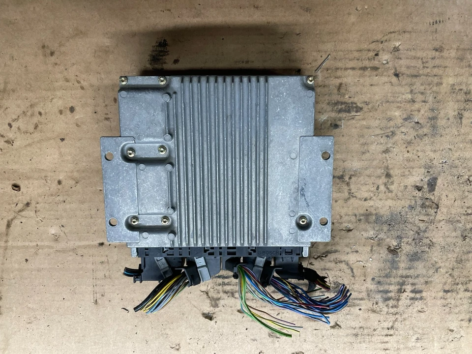 Computadora motor Mercedes Benz C230 1997 a 2000 ecu ecm o5586 DG Foto 2 de 4