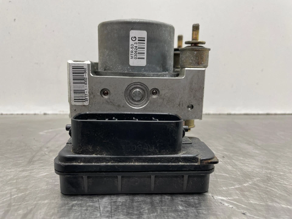 Controlador de bomba de freno antibloqueo Toyota Corolla 2004 1,8 L 66 k OEM 89541-02050 03 Foto 4 de 4