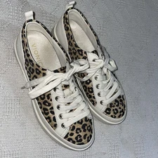 Vionic Women’s Casual Sneakers Size 6 M White Leopard Print Going Out Athleisure