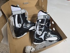 Atomic Ski Boots Livefit 60 Adult Size 25/25.5 Black And White Brand New