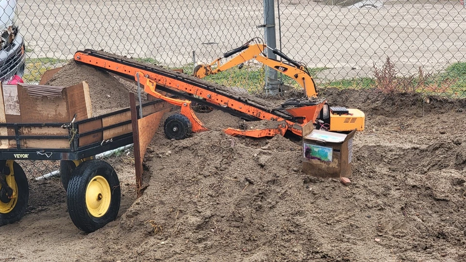 Apilador transportador de construcción Dirt Max Rc Huina Tamiya  Foto 4 de 4