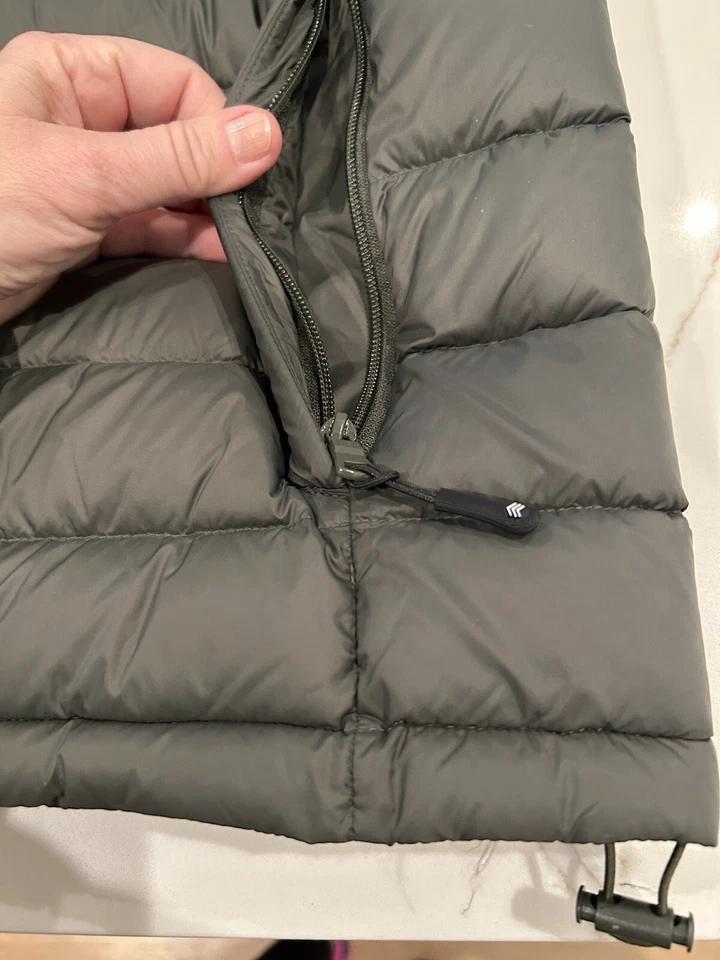 Mens Down Filled Vest Packable Jacket Mens XLT Tall Man Lightweight Green - Image 2 of 4