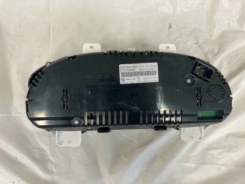 OEM 2014-2016 Maserati Ghibli Speedometer Instrument Cluster Display 670030640