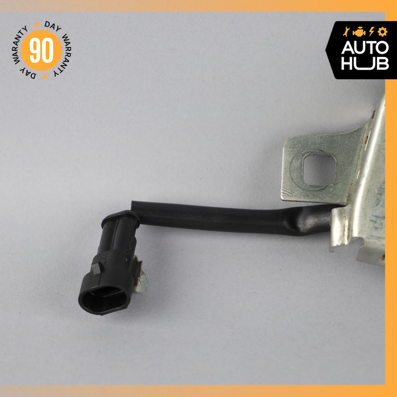 03-13 Maserati Quattroporte M139 S GT S Hood Safety Catch Lock Latch OEM