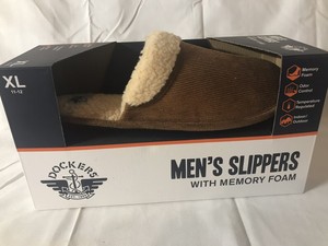 dockers mens slippers with memory foam