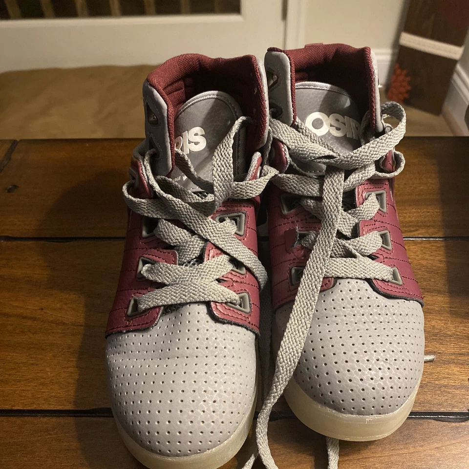 Osiris Zapatos de Skate Recargables Talla 2 Gris/Borgoña Luz LED Foto 2 de 4