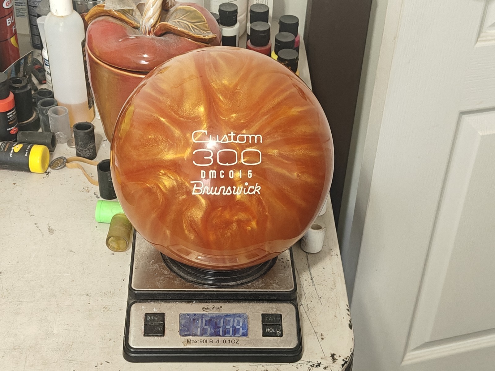 16lb NNB Brunswick Custom 300 Bowling Ball