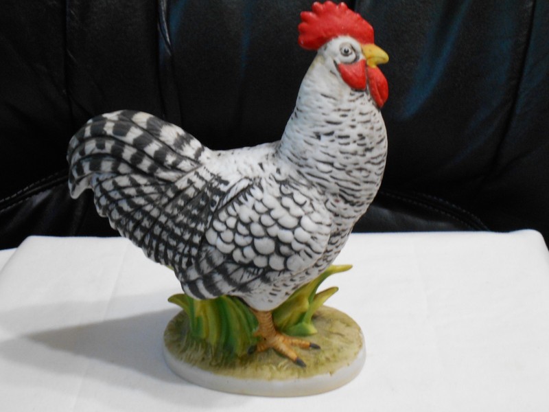 VINTAGE LEFTON CERAMIC HAND PAINTED ROOSTER FIGURINE PLYMOUTH ROCK #1051/ JAPAN