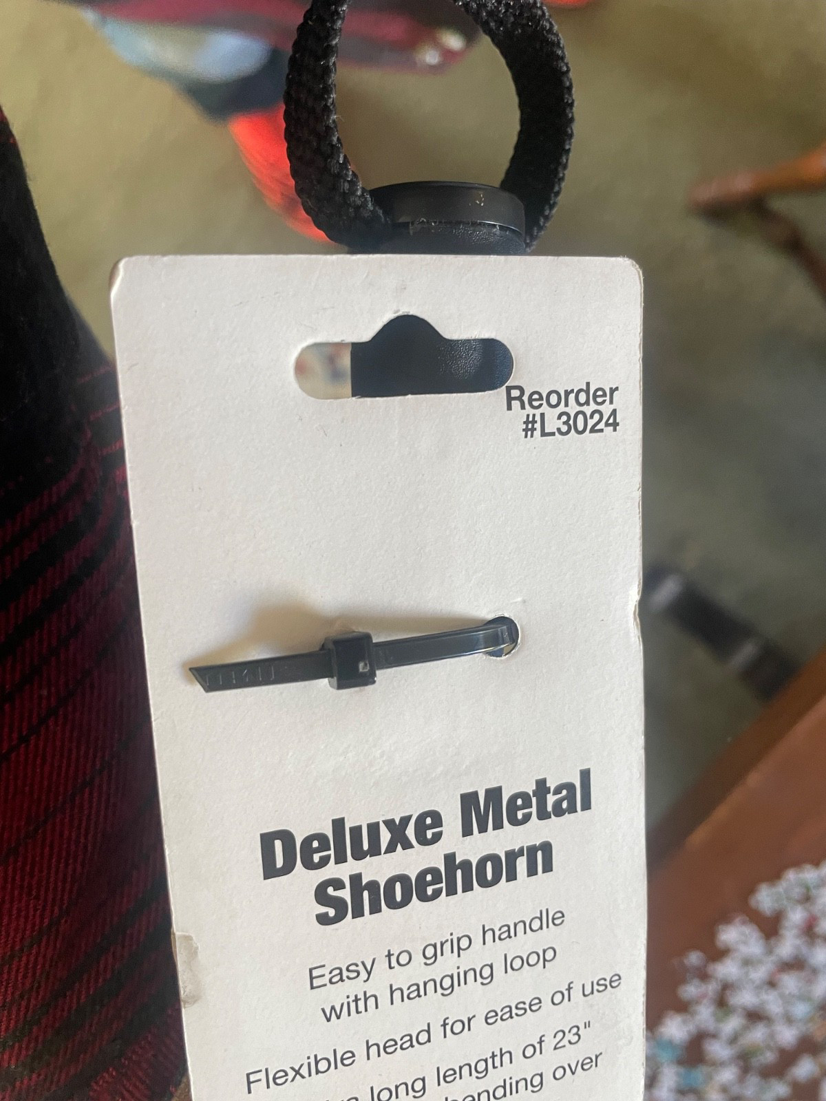 24-Inch Flexible Jockey Shoe Horn (Metal) by essential thumbnail 4