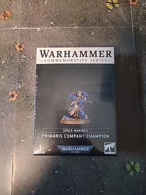 Space Marine Primaris Company Champion OVP Ultramarines 