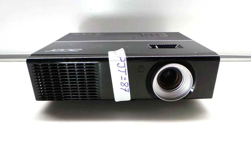 Acer DNX1130 DLP Projector 2500 ANSI Home Theater - Tested- Power cord only - Image 2 of 4