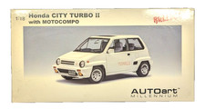 AUTOart Millennium 1/18 Honda City Turbo II White with Motocompo Red