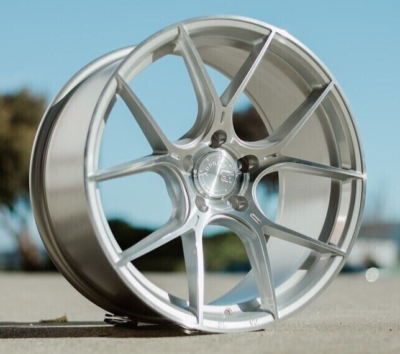 パーツ autumn1115friend 18x8.5/18x9.5 +35 5x120 Aodhan AH11 Wheels Staggered For BMW