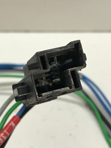 1985 - 89 Volvo 740 745 N/A Turbo A/C Dash Wiring Harness - Picture 15 of 17