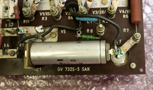 VEM NUMERIK RFT DDR Steuerungsmodul GV 7325-5 SAK mit 5x TESLA KU607 gebraucht - 第 3/7 張圖片