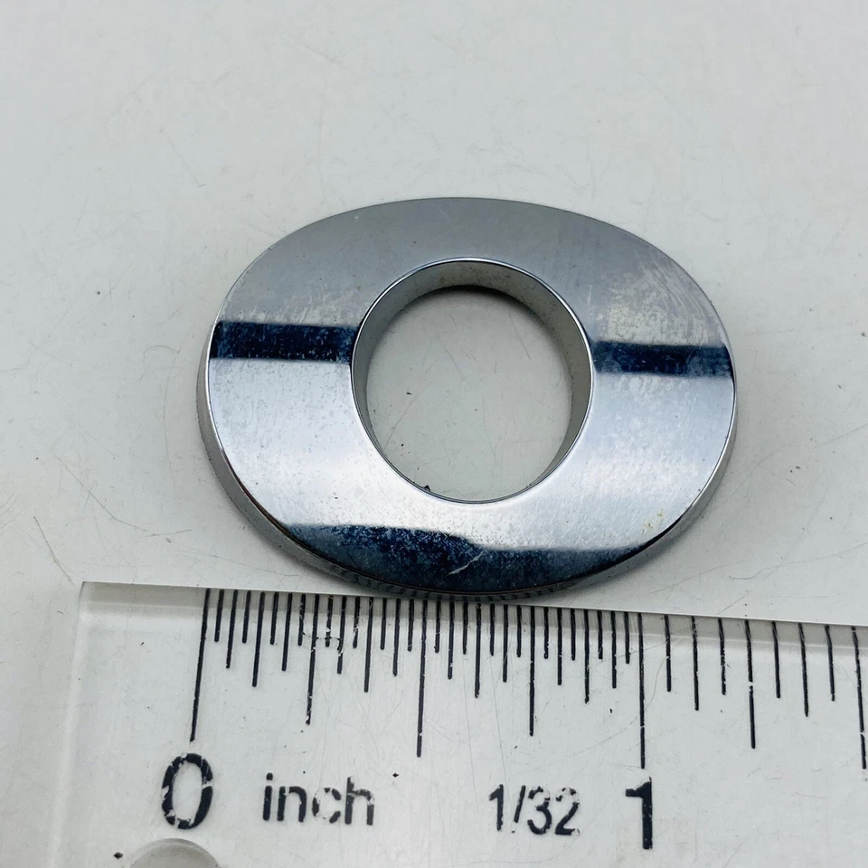 2004-2010 Volkswagen Touareg Emblem Logo Letter Symbol Badge Rear Chrome E49O - Image 2 of 4