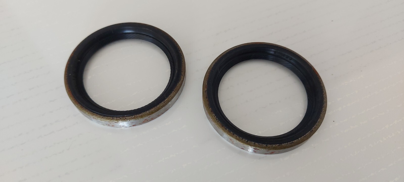 Guarnizione Metrica Ricambio Guarnizione Doppio Labbro 27x37x7 Mm - Sigillo Per Olio E Polvere, Metrico, Per Alberi E Assi Guarnizione Olio Polvere Metrica - Foto 7