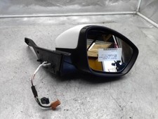 Retroviseur droit (ou coque) Peugeot 403