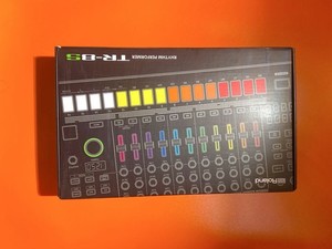 Roland AIRA TR-8S Roland Rhythm Machine Rhythm Performer Drum Machine NEW