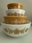 Vintage Pyrex Butterfly Gold Set of 4 Nesting Mixing Bowls 401 402 403 404