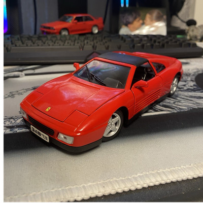 Ferrari 348 ts 1:24 Modellauto rot Kunststoff/Metall öffnende Türen/Motorhaube