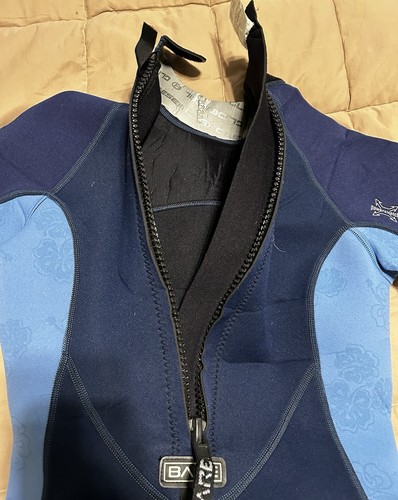 Bare Crush 2.2 Black & Blue Wetsuit Power Stretch Sz 10 EUC - Picture 3 of 4