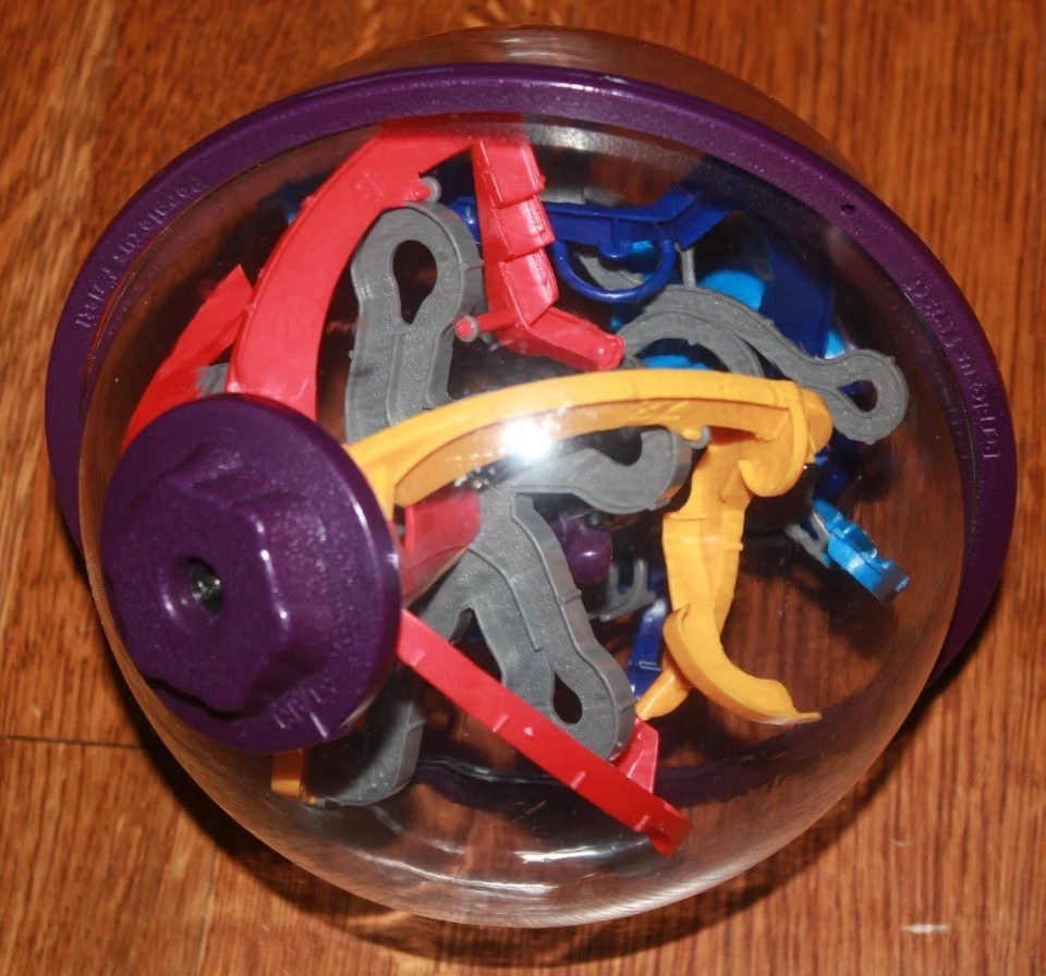 PERPLEXUS Twist 3D Maze Puzzle Ball Spin Master purple globe brain teaser - Image 4 of 4