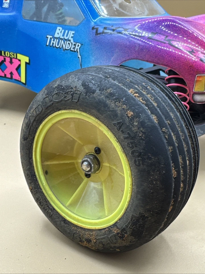 Rare HTF Team Losi Associated XXT Blue Thunder 1/10 RC - Image 2 of 4