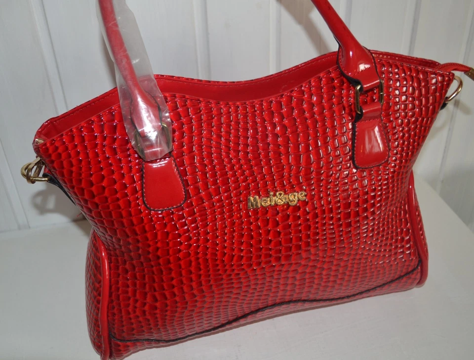 Modische, tolle, schicke  Handtasche Umhängetasche rot neu - Bild 2 von 3