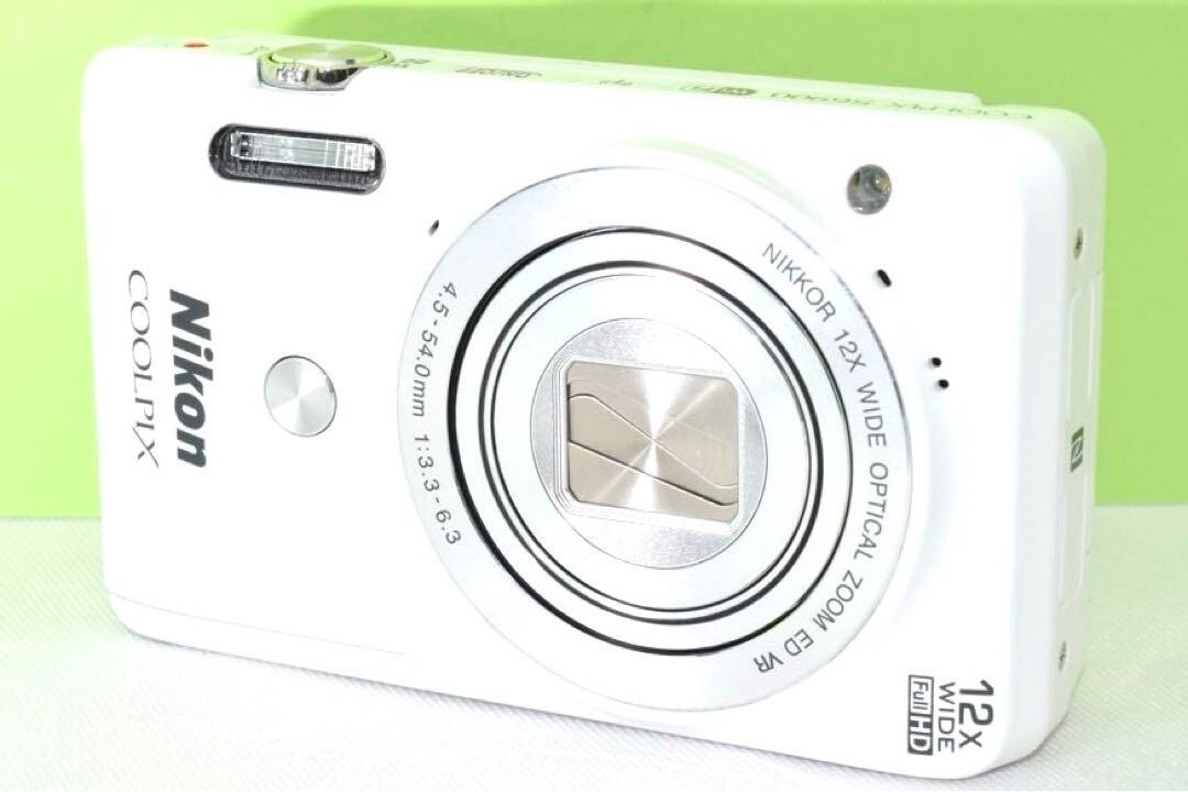 Near MINT] COOLPIX S6900 WH Digital Camera 12x White Japan
