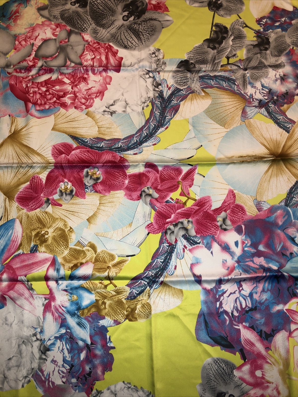Large Floral Polyester Scarf - image 2