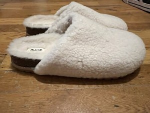 Madewell Women’s Sherpa Slippers. Ivory Size 10