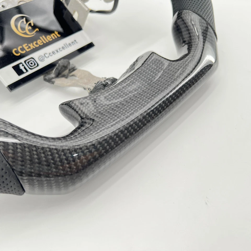 For Infiniti G35 2003-2008 real carbon fiber steering wheel /without  buttons - Изображение 4 из 4