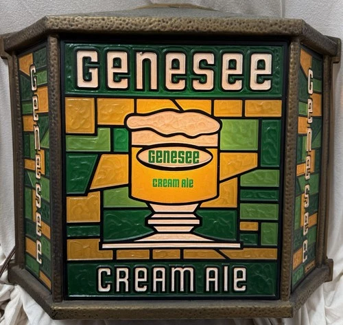 Rare Vintage Genesee Beer Wall Light Beer Sign Welcome/On Tap - Plastic 60's