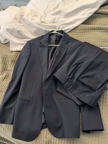 navy Blue Armani Suit soho 100% wool size 52R / 42R pants W35